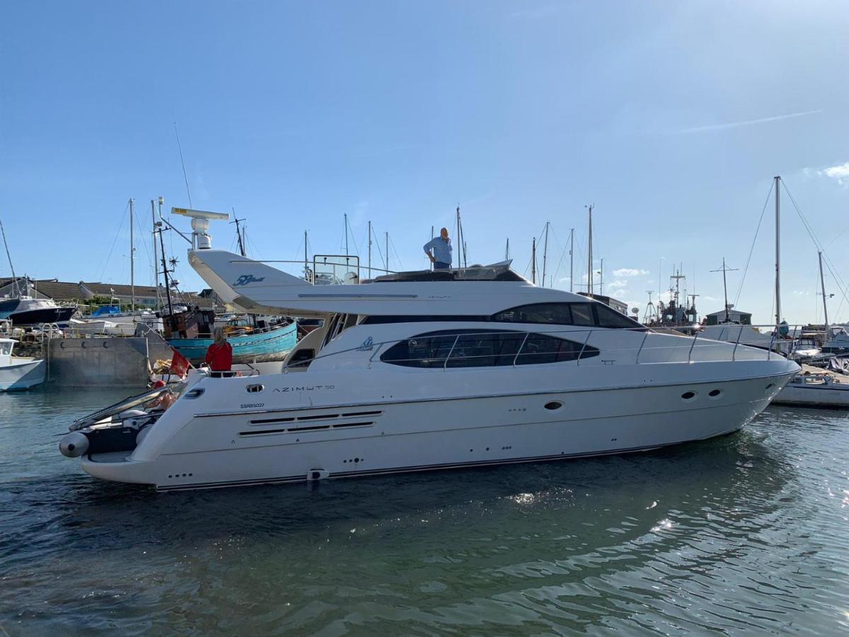 Апартаменты Italian Superyacht Bianca Lucida Лондон Экстерьер фото